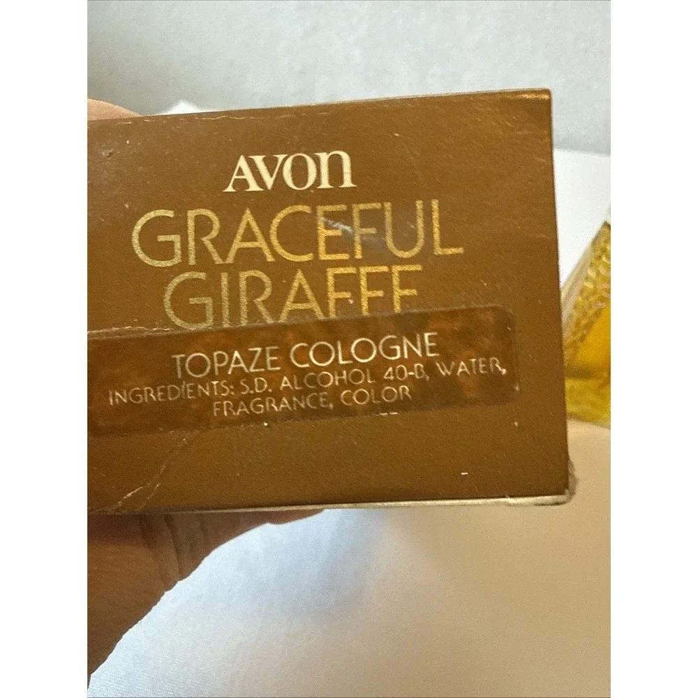 VTG 1975 Avon Graceful Giraffe Cologne Decanter 1.5oz New Old Stuck Full Box